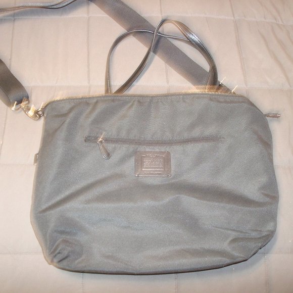 COACH PURSE WITH ATTACHABLE ADJUSTABLE NYLON STRAP - Picture 8 of 11
